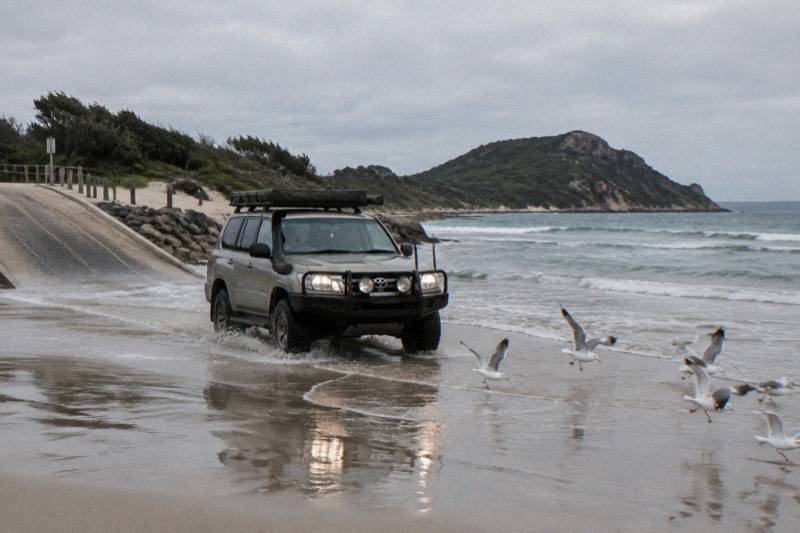 4WD dune tours at Stockton Bight
